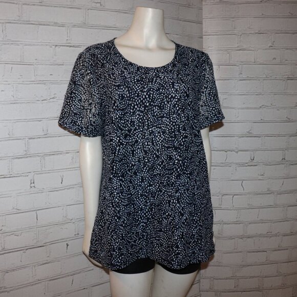 🌊 Grayson Navy & White Blouse – Soft Drape & Classic Contrast – Size L - Picture 4 of 5